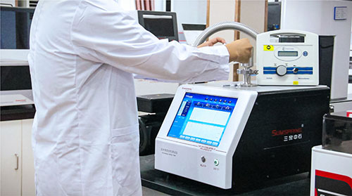 LEAK-S真空衰減法檢漏儀實物圖 LEAK-S真空衰減法檢漏儀實物圖